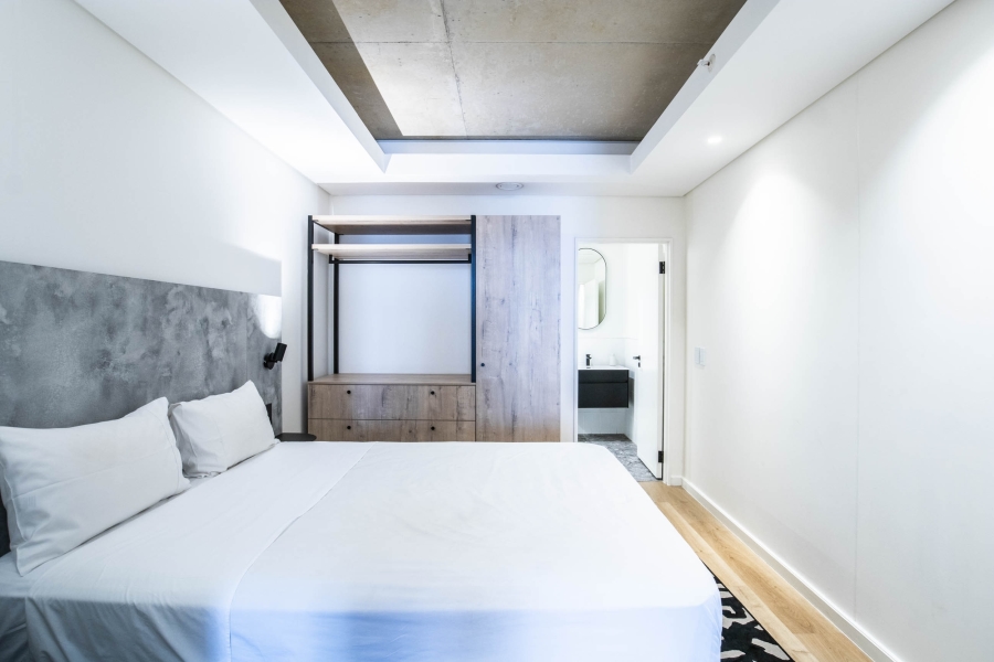 To Let 1 Bedroom Property for Rent in Sea Point Western Cape
